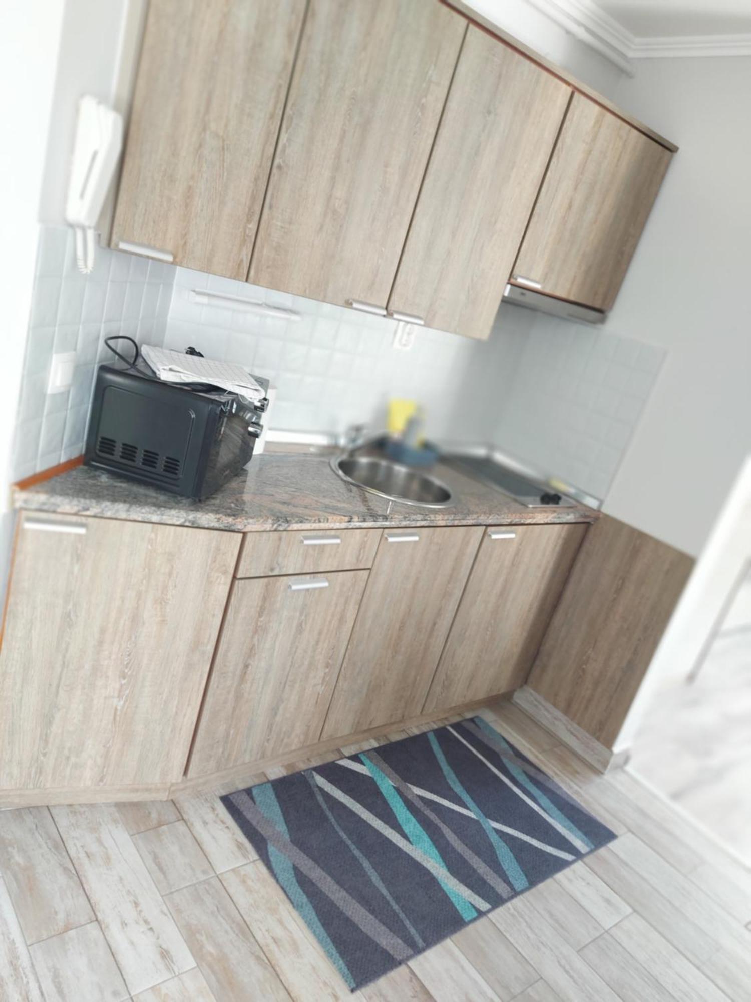 Cafe Relax Apartments ヘーヴィーズ エクステリア 写真