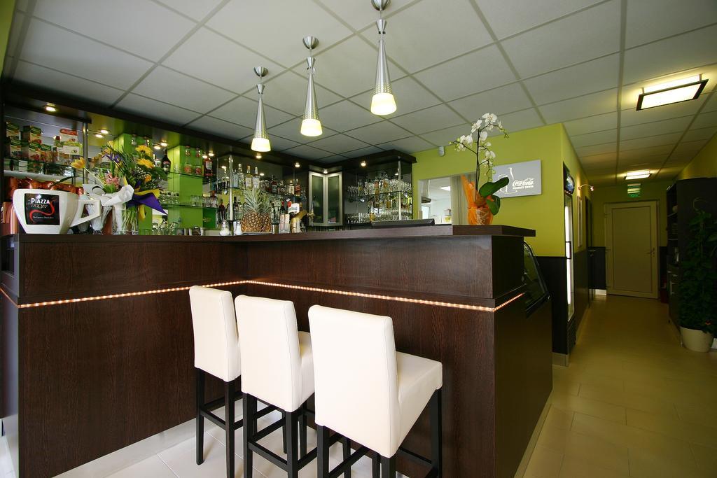 Cafe Relax Apartments ヘーヴィーズ エクステリア 写真