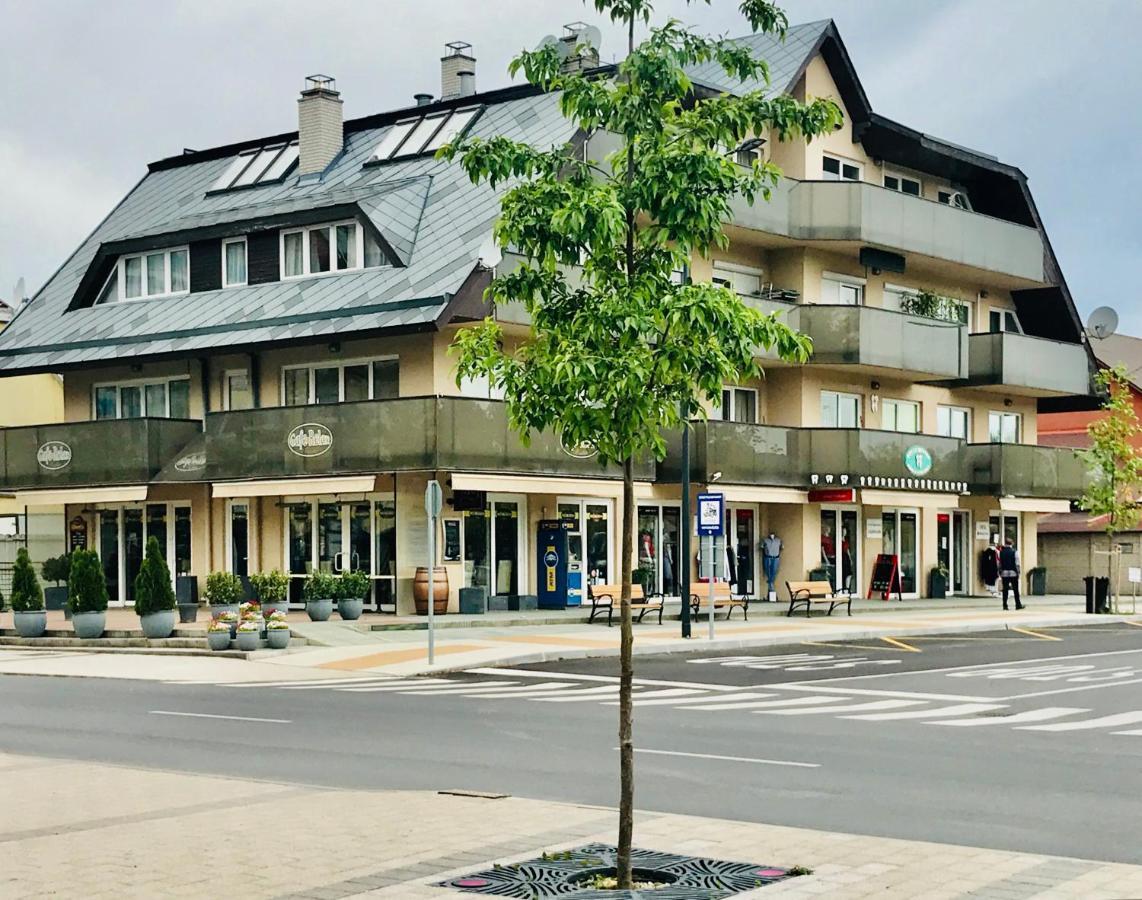 Cafe Relax Apartments ヘーヴィーズ エクステリア 写真